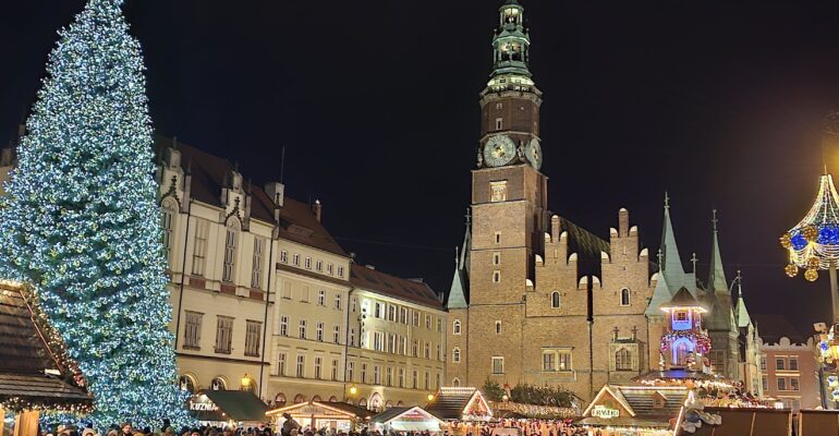 Jarmarki świąteczne w Polsce i Europie